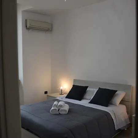 House Апартаменты *